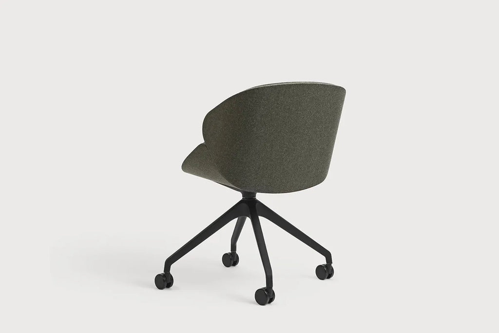 Aria Big B-5373 Base 3