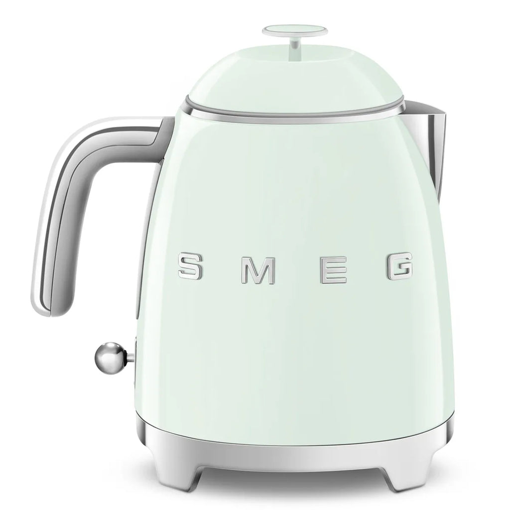 Czajnik Mini Smeg KLF05PGEU Pastelowa zieleń 50's Style