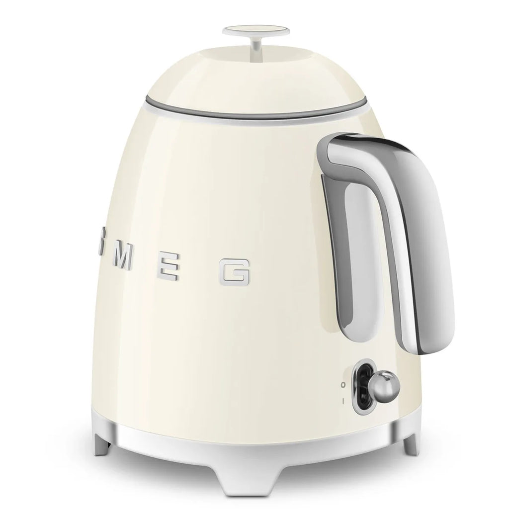 Czajnik Mini Smeg KLF05CREU Kremowy 50's Style