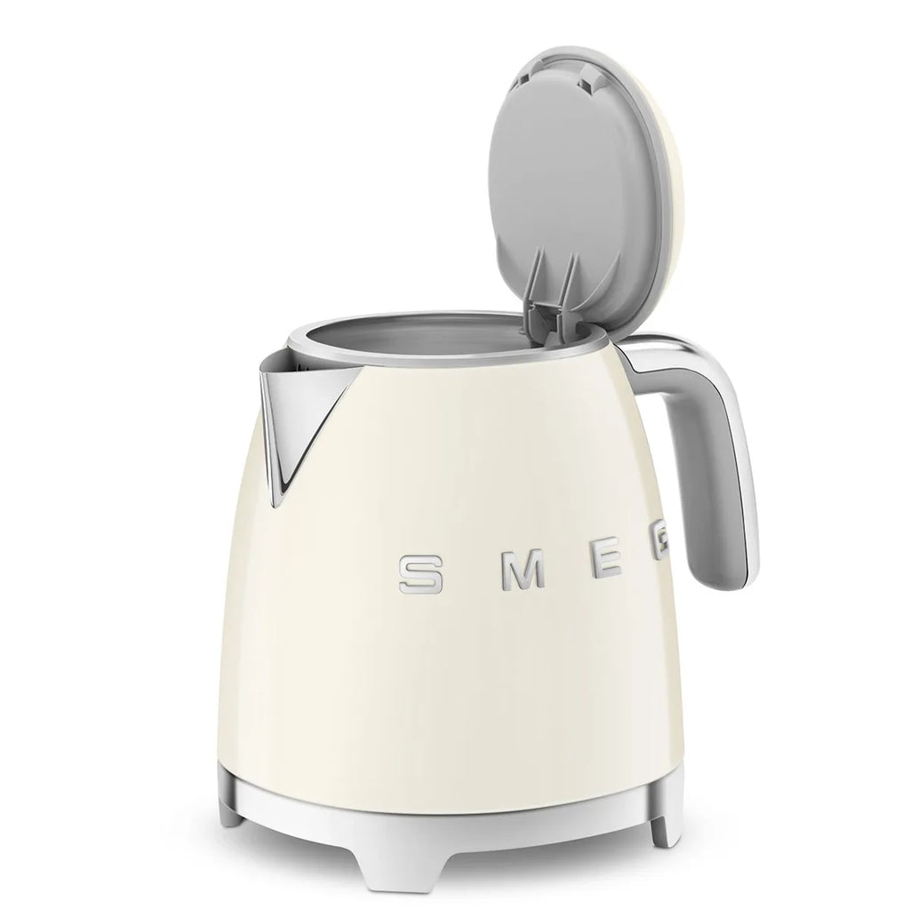 Czajnik Mini Smeg KLF05CREU Kremowy 50's Style