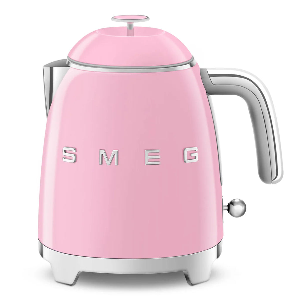 Czajnik Mini Smeg KLF05PKEU Pastelowy róż 50's Style