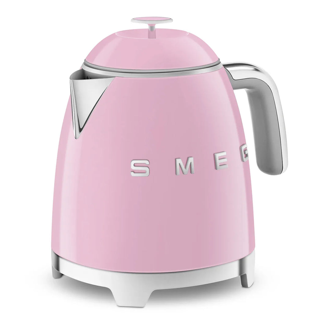 Czajnik Mini Smeg KLF05PKEU Pastelowy róż 50's Style