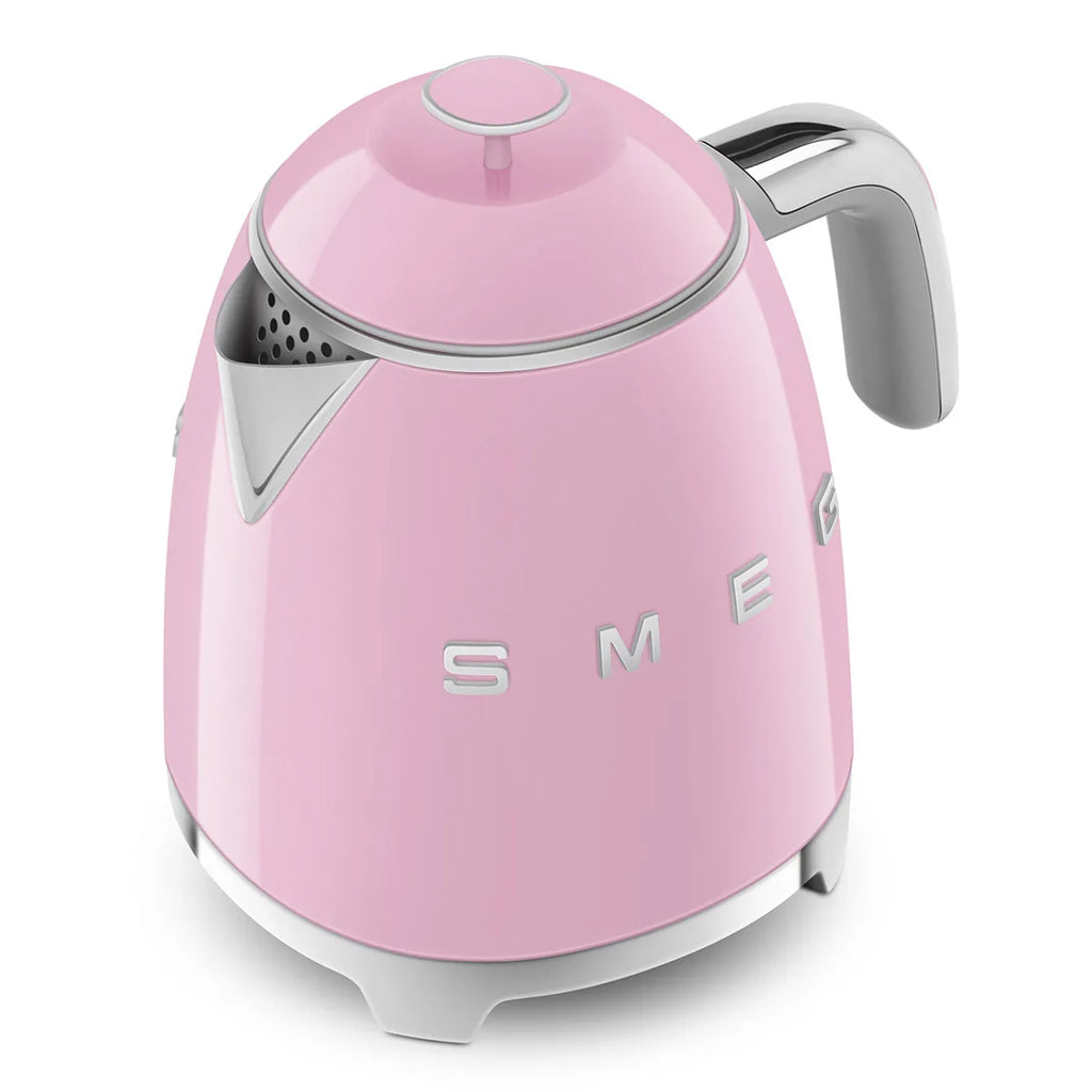 Czajnik Mini Smeg KLF05PKEU Pastelowy róż 50's Style