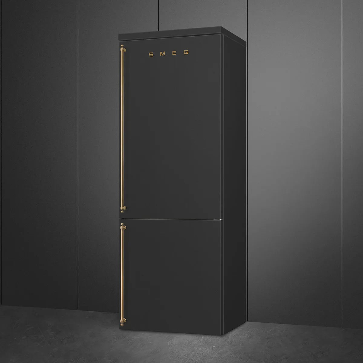 Lodówka Wolnostojąca Smeg FA8005RAO6 Coloniale z zamrażarką na dole