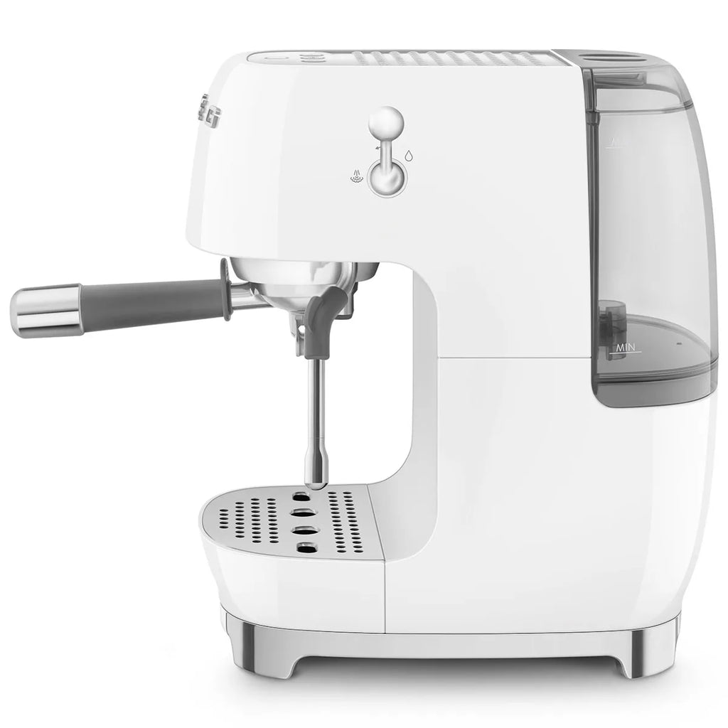 Kolbowy ekspres do kawy Smeg ECF03WHEU Biały 50's Style