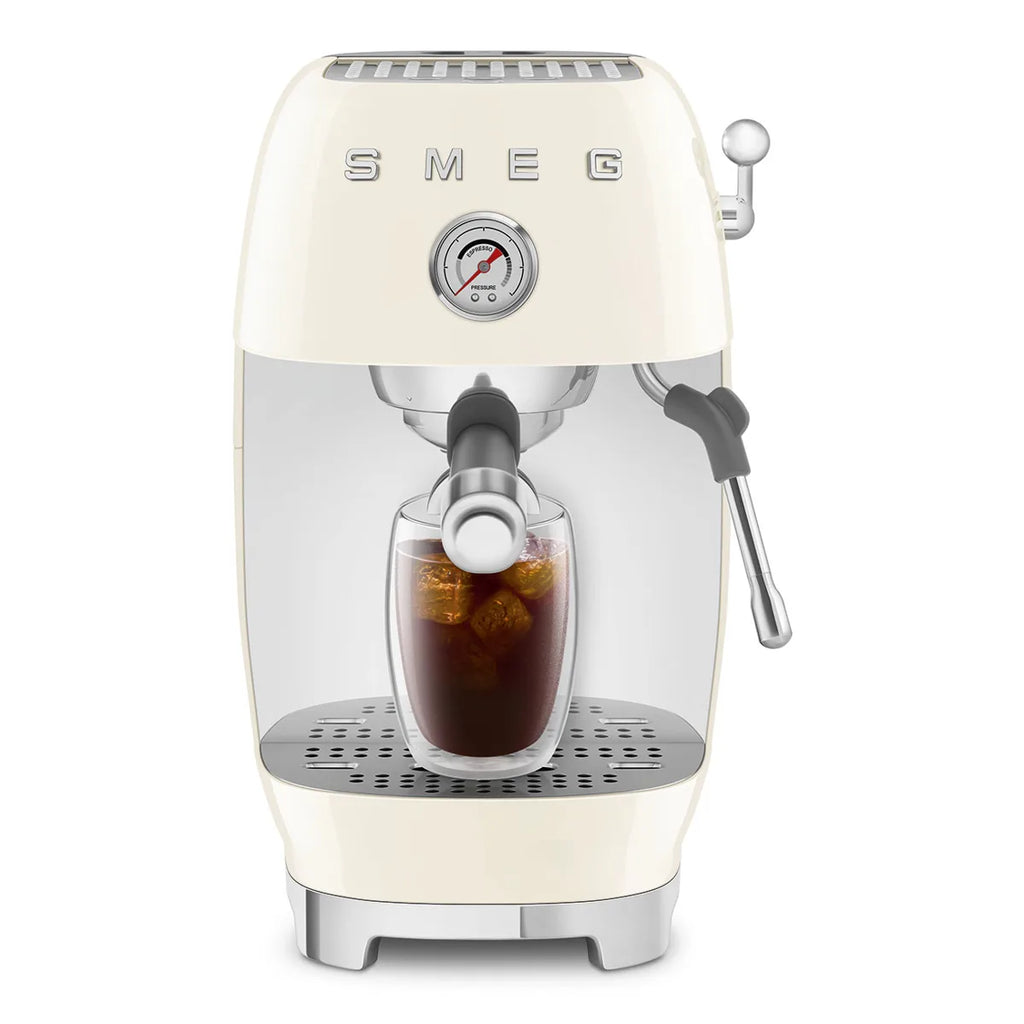 Kolbowy ekspres do kawy Smeg ECF03CREU Kremowy 50's Style