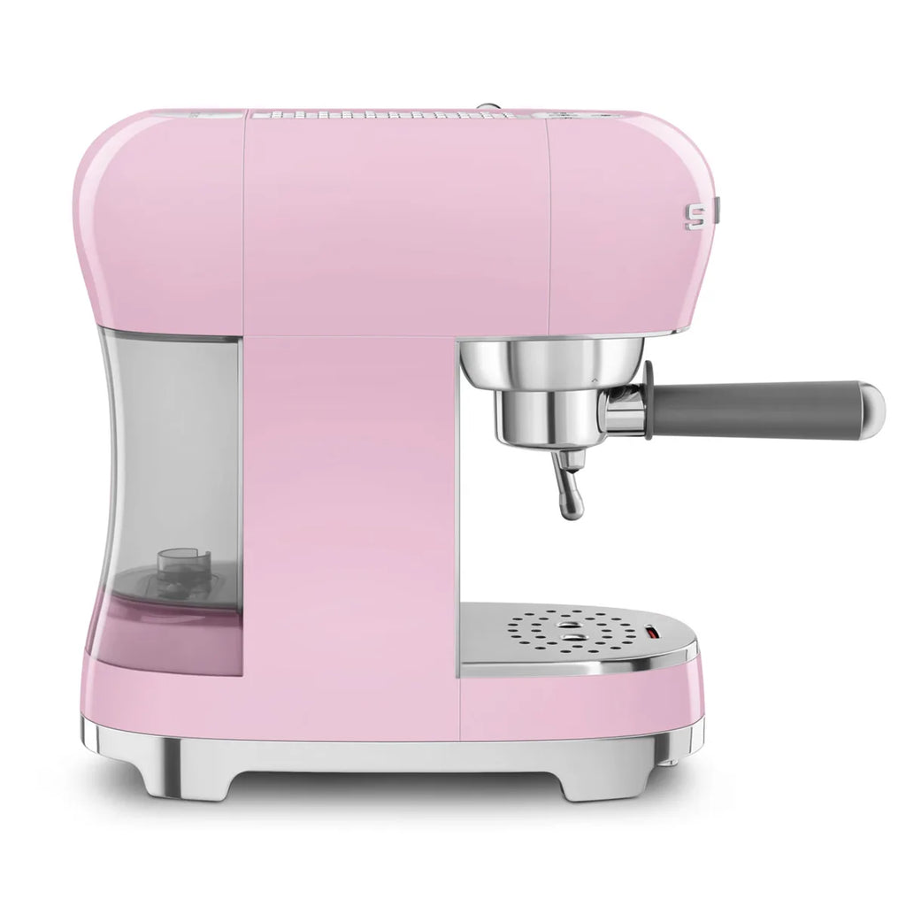 Kolbowy ekspres do kawy Smeg ECF02PKEU Pastelowy róż 50's Style