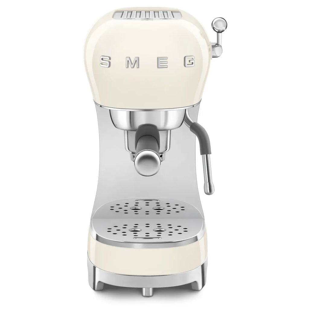 Kolbowy ekspres do kawy Smeg ECF02CREU Kremowy 50's Style