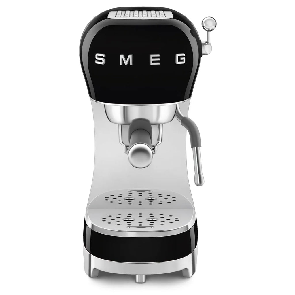 Kolbowy ekspres do kawy Smeg ECF02BLEU Czarny 50's Style