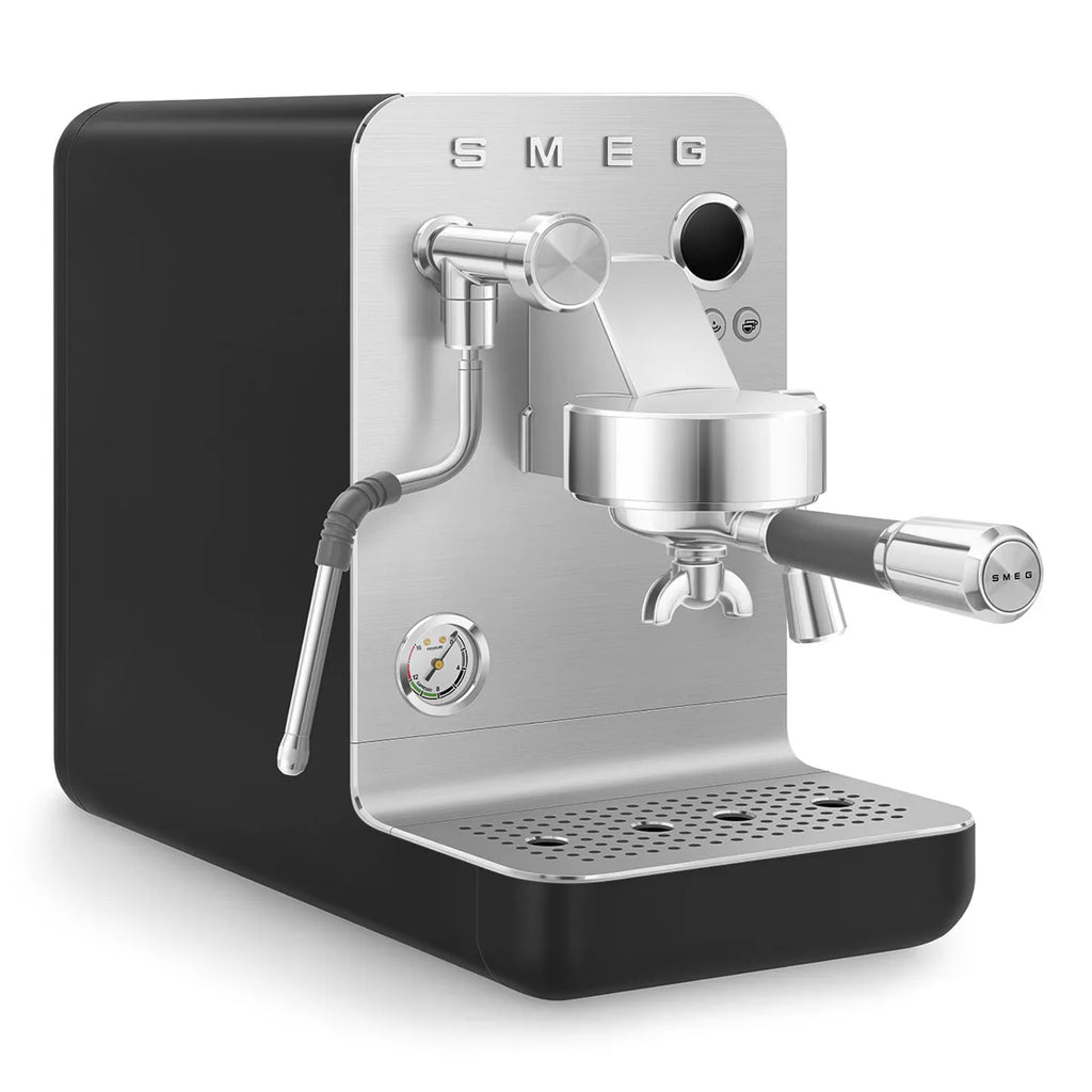 Kolbowy ekspres do kawy Minipro Smeg EMC02BLMEU Czarny Collezione