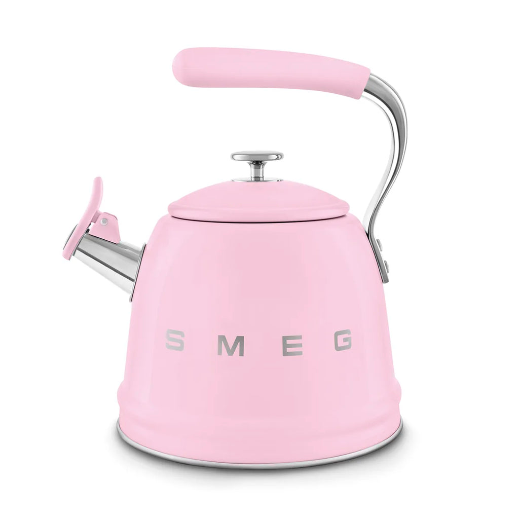 Czajnik z gwizdkiem Smeg WKF01PK Pastelowy róż 50's Style