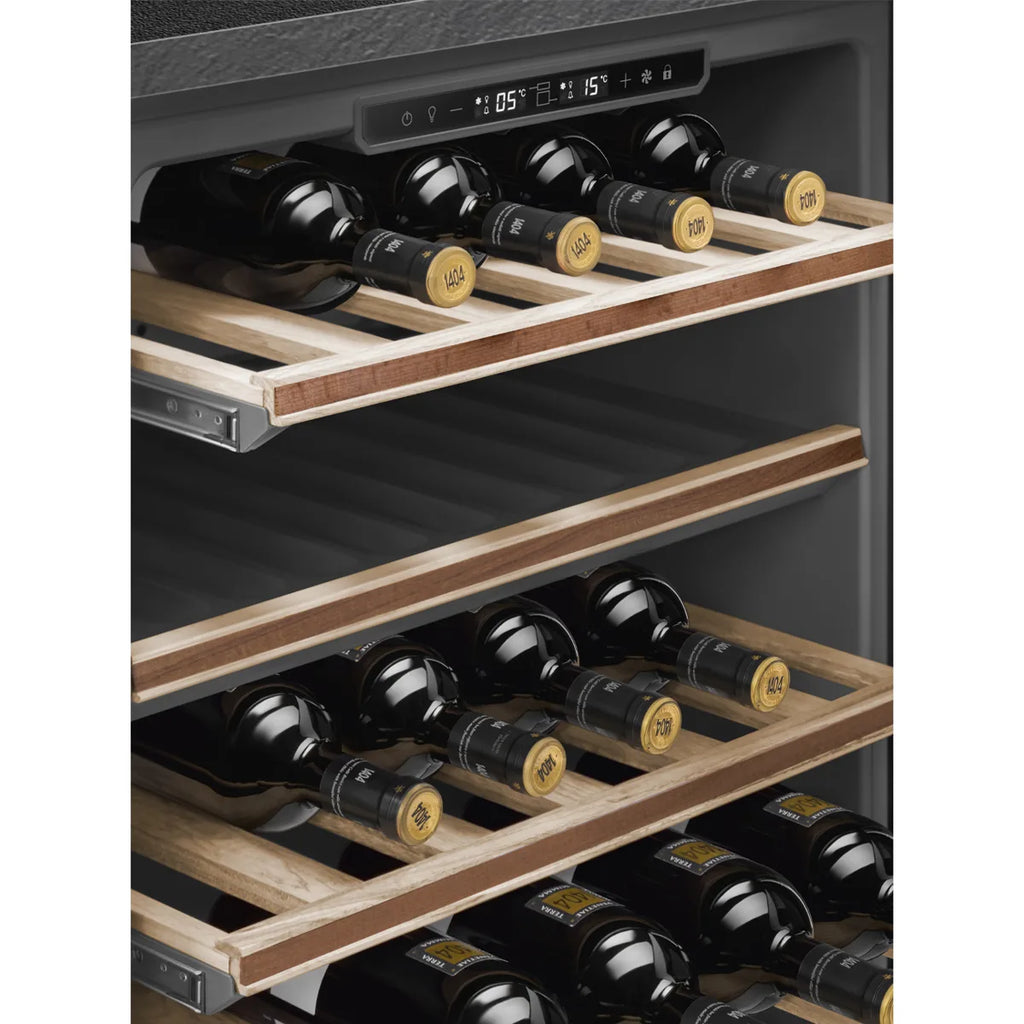 Chłodziarka na wino Smeg CVI638LN3 do zabudowy Dolce Stil Novo