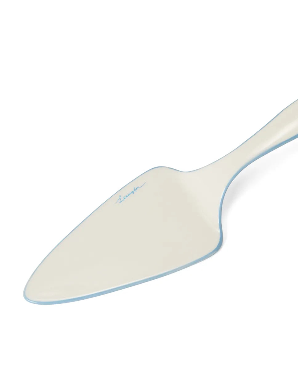 Stoneware Wavy Cake Server