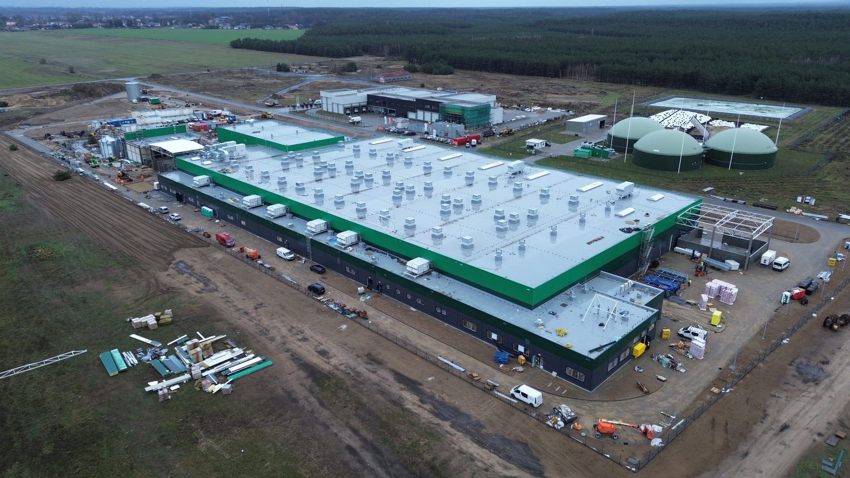Elewacja fabryki HiProMine — zdjęcie 6